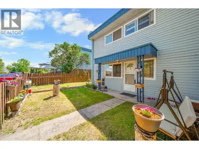 Welcome to this charming and affordable 3 bedroom, 1.5 bathroom home located on Seyom Crescent in th...