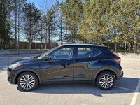 // ACCIDENT FREE!! // Discover smart value and everyday ease with this used 2024 Nissan Kicks SV FWD... (image 9)