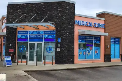 Prime high-exposure location in one of Surrey's busiest and most established plazas. This exceptiona...
