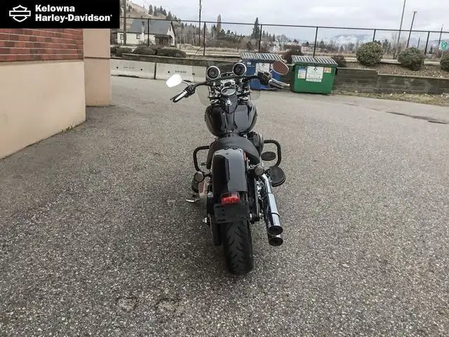 2017 Harley-Davidson FLS - Softail Slim in Street, Cruisers & Choppers in Kelowna - Image 6