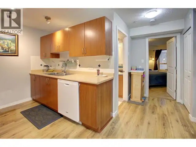 207 38003 SECOND AVENUE Squamish, British Columbia in Condos for Sale in Sunshine Coast - Image 8