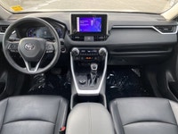 *Vehicle history form conveniently located in vehicle photos. AMVIC LICENSED DEALER ... Engine: Gas/... (image 7)