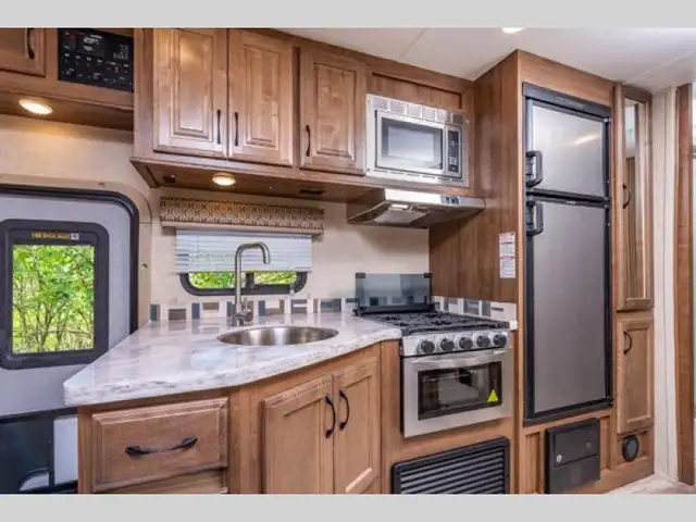 2020 Gulf Stream RV Conquest Class C 6315 in RVs & Motorhomes in Abbotsford - Image 43