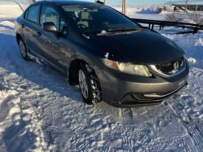 2013 Honda Civic- Left side damage. No air bags deployed, car drives, needsleft side fender & doors....