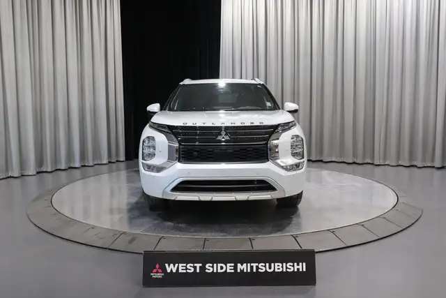 2023 Mitsubishi Outlander GT65723755055745121
