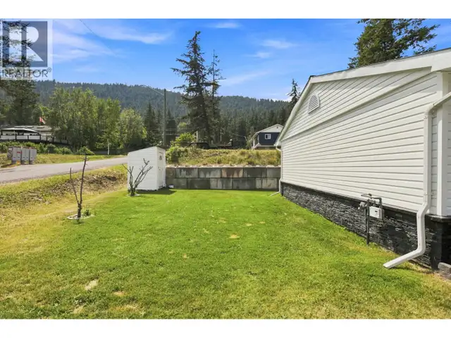 1717 RENNER ROAD Williams Lake, British Columbia in Houses for Sale in Williams Lake - Image 7