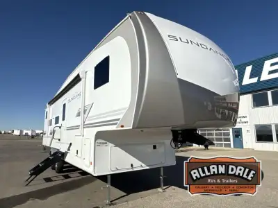 Heartland Sundance XLT fifth wheel 28DB highlights: Double Sized Beds U-shaped Dinette Full Bath Fro...