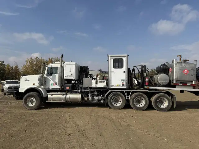 2007 KENWORTH C500 in Heavy Trucks in Saskatoon - Image 9