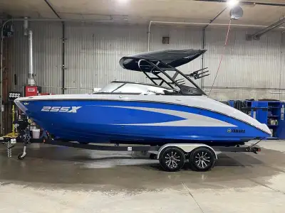 The 2025 Yamaha Boats 255XD Can you hear that? It's the sound of all the bells and whistles in Yamah...