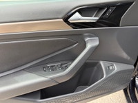 Double L Motors Ltd. FOR SALE: 2019 Volkswagen Jetta Execline Luxury Meets Performance in This Fully... (image 7)