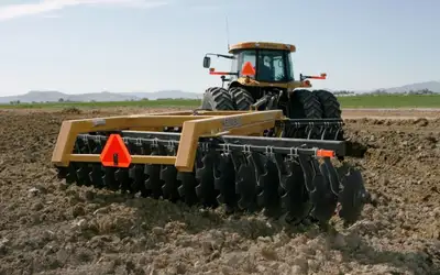 Kello-Bilt 225 - 14' Offset Breaking Disc Pre-Selling Looking for an easy-to-use and heavy-duty disc...