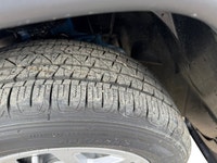 This 2026 JEEP COMPASS SPORT 4X4 has the following options Cloth Low-Back Bucket Seats, Heated Front... (image 9)