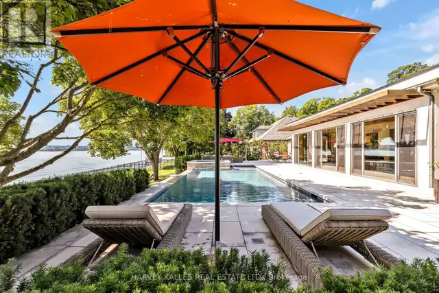 90 OAKLANDS PARK COURT Burlington (Bayview), Ontario in Houses for Sale in Oakville / Halton Region - Image 15