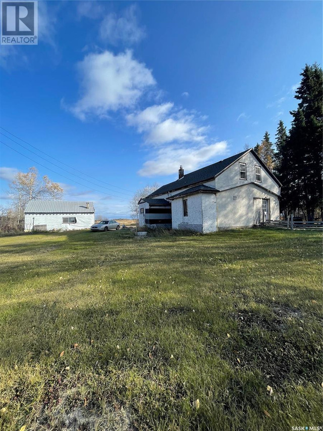 McLeod Saskatoon Berry Acres Hudson Bay Rm No. 394, Saskatchewan in Houses for Sale in Nipawin - Image 3