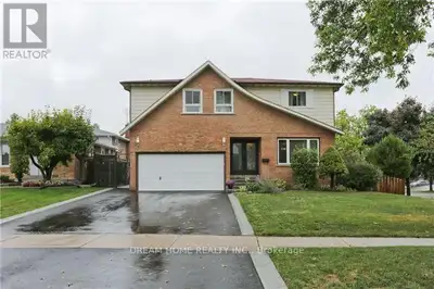MAIN - 2425 CARLANNE PLACE Mississauga (Erindale), Ontario
