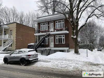 1887-1889-1891 4e Avenue, Québec, QC G1J 3C8, Canada Magnifique triplex rentable (3 x 4 1/2) Opportu...