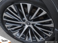 Basic Info: - Body: SUV - Mileage: 28,664 kms - Interior: Peppercorn Premium Leather - Exterior: Cav... (image 5)