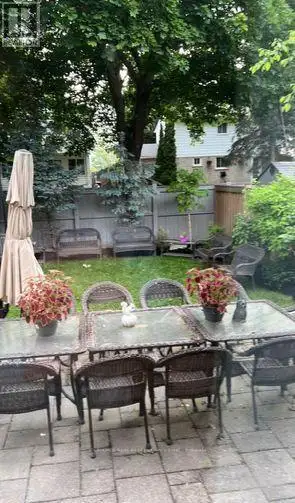MAIN & UPPER - 108 SHARPE CRESCENT New Tecumseth (Tottenham), On in Long Term Rentals in Barrie - Image 9