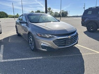 This used 2024 Chevrolet Malibu LT 2wd | Panoramic Sunroof delivers a smooth, modern driving experie... (image 3)