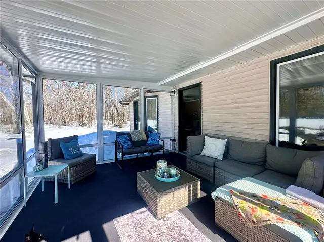 208 Landels Road The Pas, Manitoba in Houses for Sale in Winnipeg - Image 6