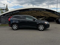 The 2012 Volvo XC60 T6 Platinum represents a flawless blend of Volvo’s stylish first-generation comp... (image 1)