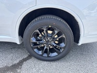 TIRES: 265/50R20 ALL-SEASON PERFORMANCE,TRANSMISSION: 8-SPEED TORQUEFLITE AUTOMATIC (STD),WHEELS: 20... (image 7)