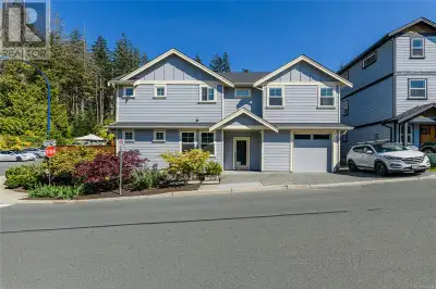 Your Dream Home Awaits! This fantastic 2-storey home features 3 spacious bedrooms and 2.5 bathrooms,...