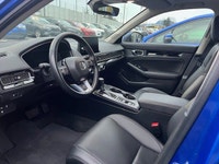 Turbocharged,Lane Departure Warning,Auxiliary Audio Input,Rear Head Air Bag,AM/FM Stereo,Traction Co... (image 3)