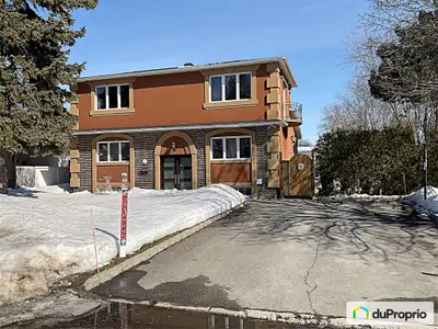 Maison parfaite pour une famille avec un logement complet au sous-sol pour ceux qui aimeraient cohab...