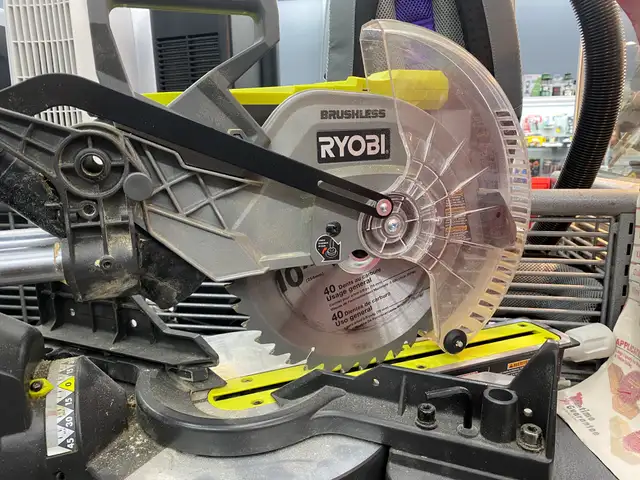 RYOBI 15 Amp 10'' Corded Sliding Compound Miter Saw in Power Tools in City of Toronto - Image 3