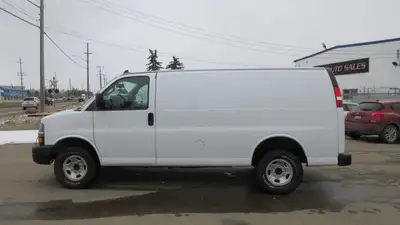 NEW ARRIVAL... 2022 CHEVY EXPRESS 2500 CARGO VAN - Engine 4.3L V8 - Transmission Automatic - Odomete...