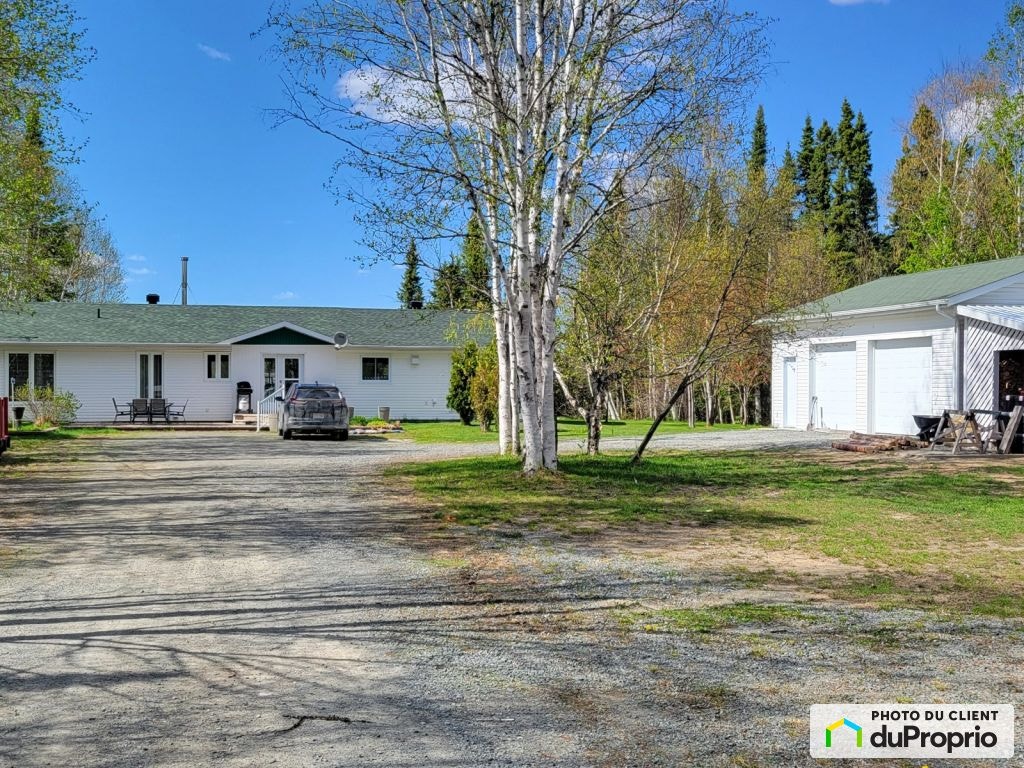 $575,000 - Bungalow for sale in Val-d'Or — photo 2