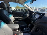 2015 SANTA FE XL LIMITED EDITION AWD 1 OWNER 6 PASSENGER PANO ROOF NAVIGATION ONLY $227.41 BI WEEKLY... (image 7)