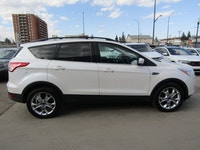Thanks for viewing our South View Motors Inventory! 2015 Ford Escape SE 4WD, fully loaded with Leath... (image 4)