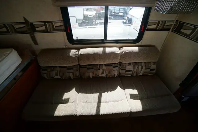2012 Forest River Surveyor 235RKS Base in Travel Trailers & Campers in Stratford - Image 19