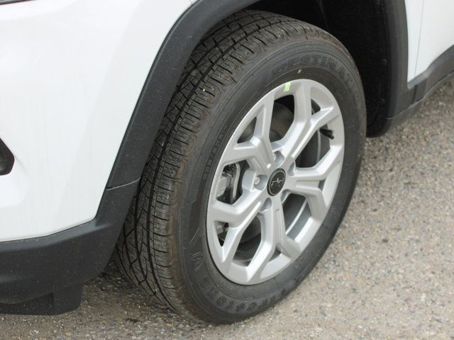 2025 Jeep Compass North 4x4, 360 Camera, Pano Sunroof in Cars & Trucks in Calgary - Image 2