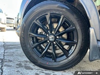 The advertised vehicle price is based on a promotional finance offer. Customers who purchase the veh... (image 8)