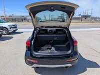 2017 Infiniti QX50 AWD 3.7L V6. 158,000km Clean title and safetied. Leather interior Sunroof Power s... (image 4)