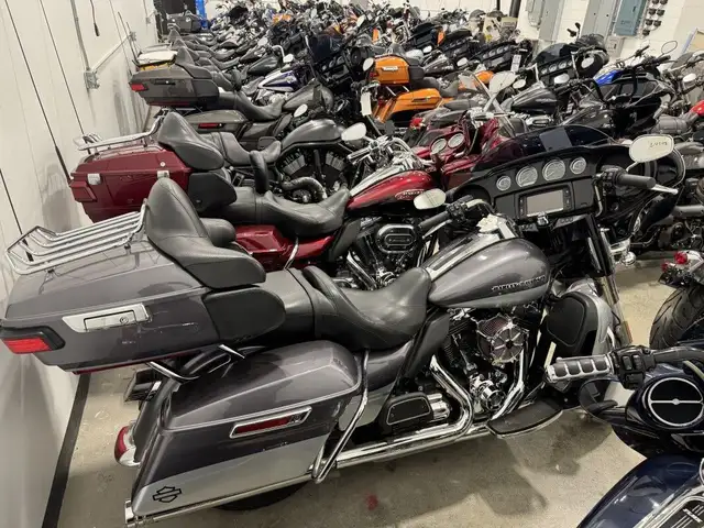 2014 Harley-Davidson Electra Glide Ultra Limited in Street, Cruisers & Choppers in Markham / York Region - Image 2