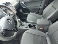 4Motioin All Wheel Drive Leather Interior Panoramic Sunroof Power Liftgate Navigation Apple Carplay... (image 9)