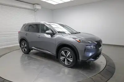 ADAPTIVE CRUISE CONTROL, LED HEADLIGHTS, PANORAMIC ROOF, HEATED FRONT SEATS, NAVIGATION SYSTEM, LANE...