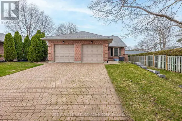 12 - 90 ONTARIO STREET S Lambton Shores (Grand Bend), Ontario in Condos for Sale in Grand Bend - Image 4