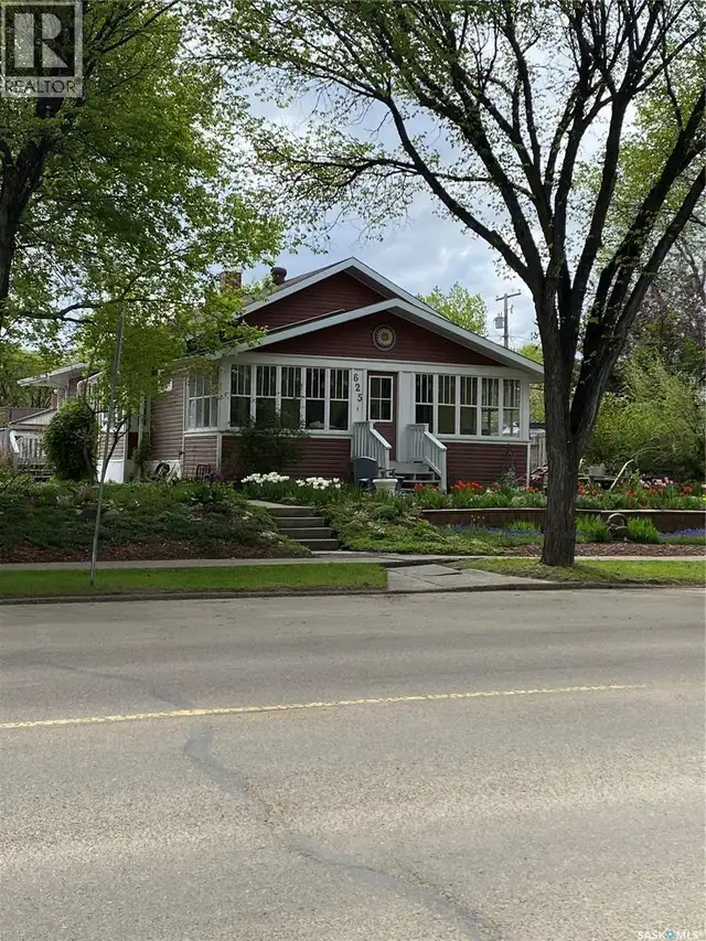 625 Centre STREET Shaunavon, Saskatchewan in Houses for Sale in Swift Current - Image 2