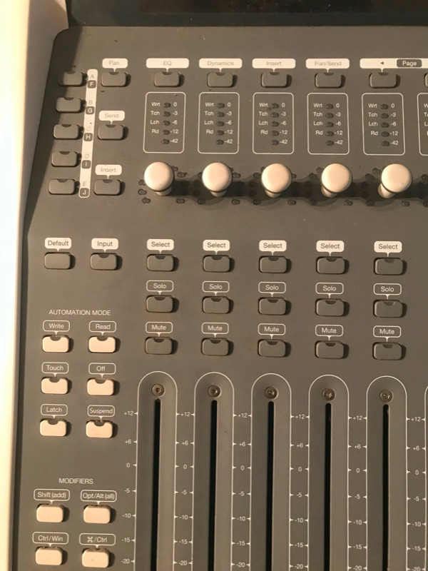 DIGI 003 Digidesign Firewire Pro Tools audio Mixing Console in Pro Audio & Recording Equipment in City of Toronto - Image 3