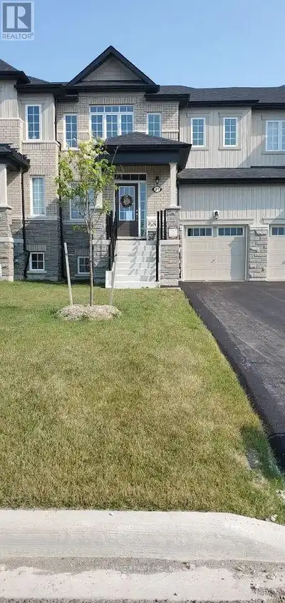 21 CARRIAGE LANE Wasaga Beach, Ontario