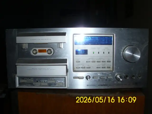 Pioneer HPM 100's, Pioneer CT-F900, Sony PS-X4, Stanton 681eee in Stereo Systems & Home Theatre in Calgary - Image 8