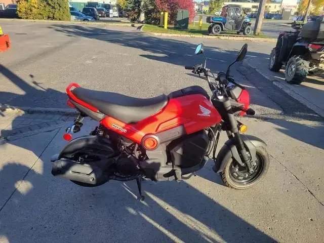 2022 Honda Navi in Scooters & Pocket Bikes in Ottawa - Image 2