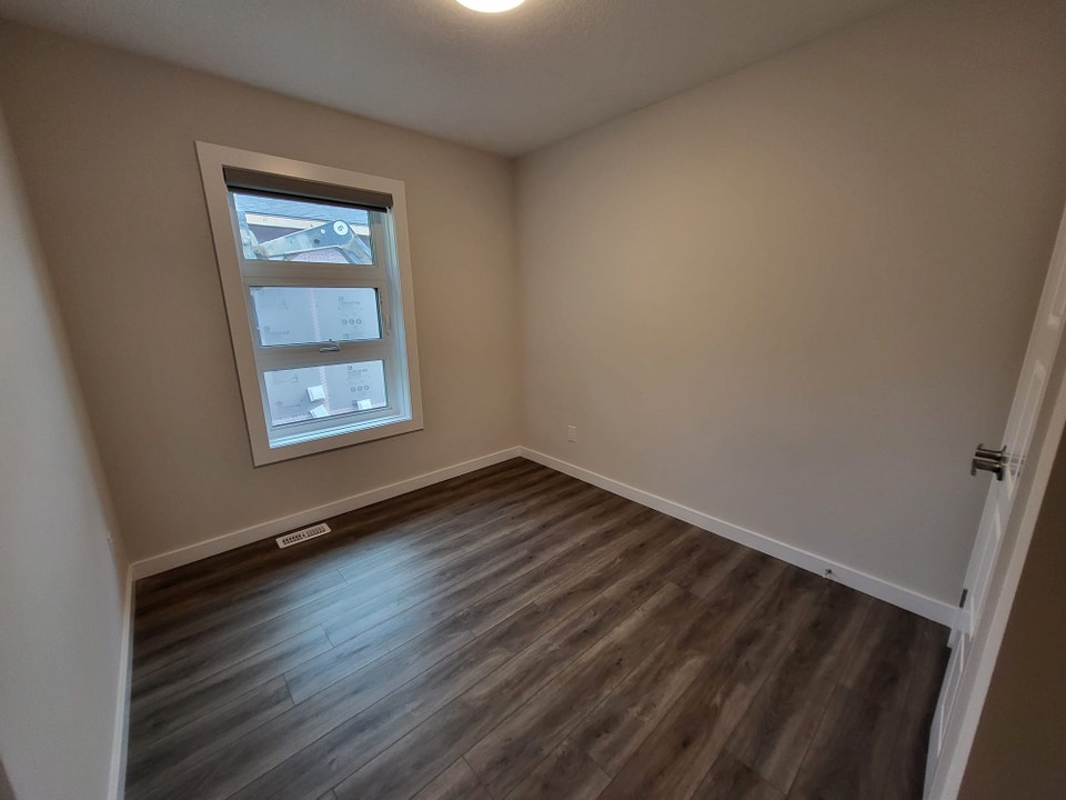 Modern 2 Storey 3 Bedroom 2.5 Bathroom Condo Suite for Rent at L 2