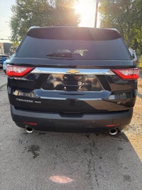 **CARS TRUCKS SUV 4X4 VAN AWD EDMONTON FINANCING AVAILABLE EASY FINANCING ** 2020 CHEVROLET TRAVERSE... (image 6)