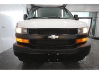 Garantie Chevrolet jusqu'au 5 mars 2028 ou 100 000km. Chevrolet Express 2500 Cargo Van 2023 135WB av... (image 7)